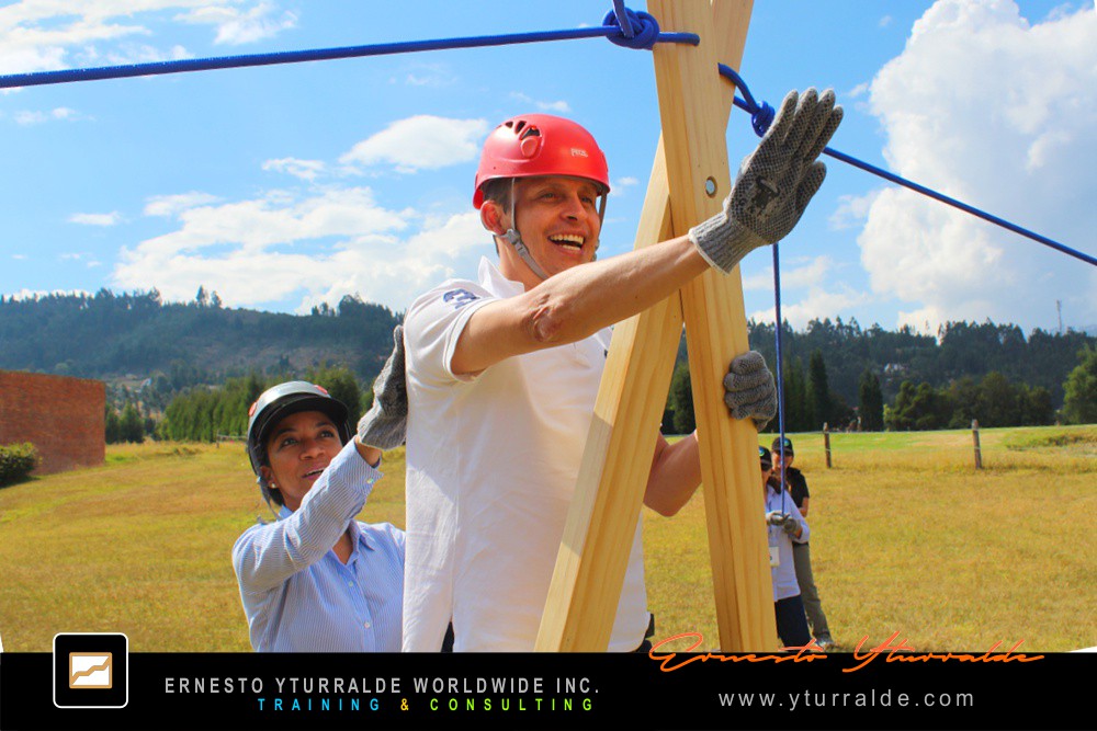Talleres de Cuerdas LATAM Team Building | Actividades lúdicas empresariales