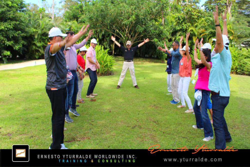 Taller de integración con cuerdas bajas enfocado en confianza y apoyo mutuo